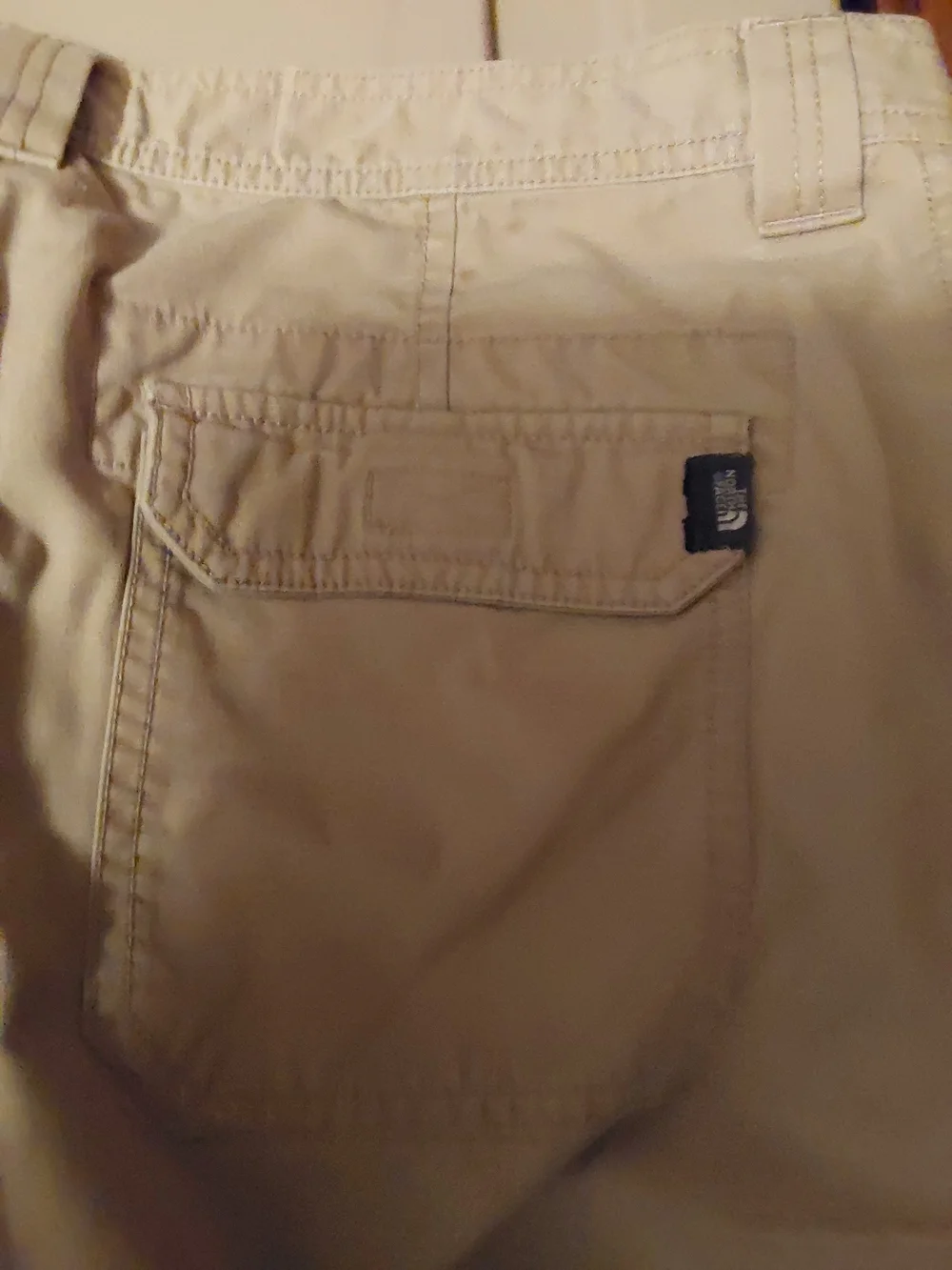 The North Face Men’s Khaki Cargo Shorts